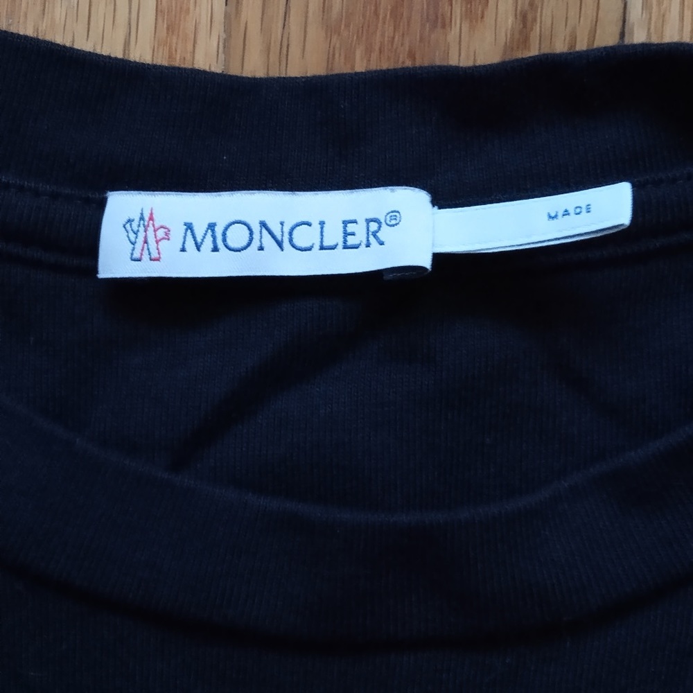 Moncler Men’s Moon Travel Graphic T-Shirt - Picture 4 of 11